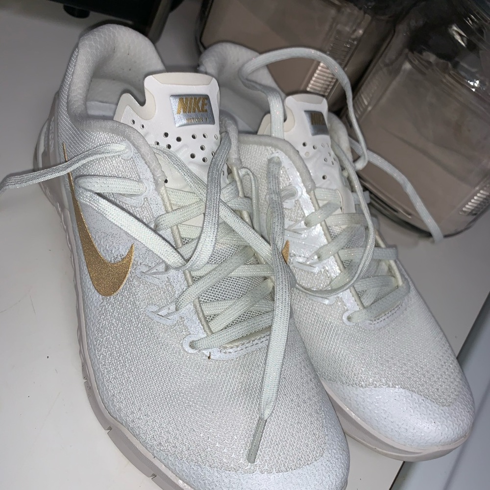 Nike metcom